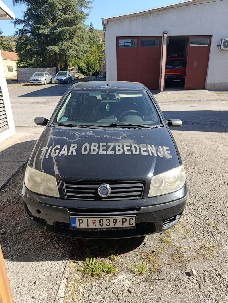 Vozilo obezbeđenja Tigar
