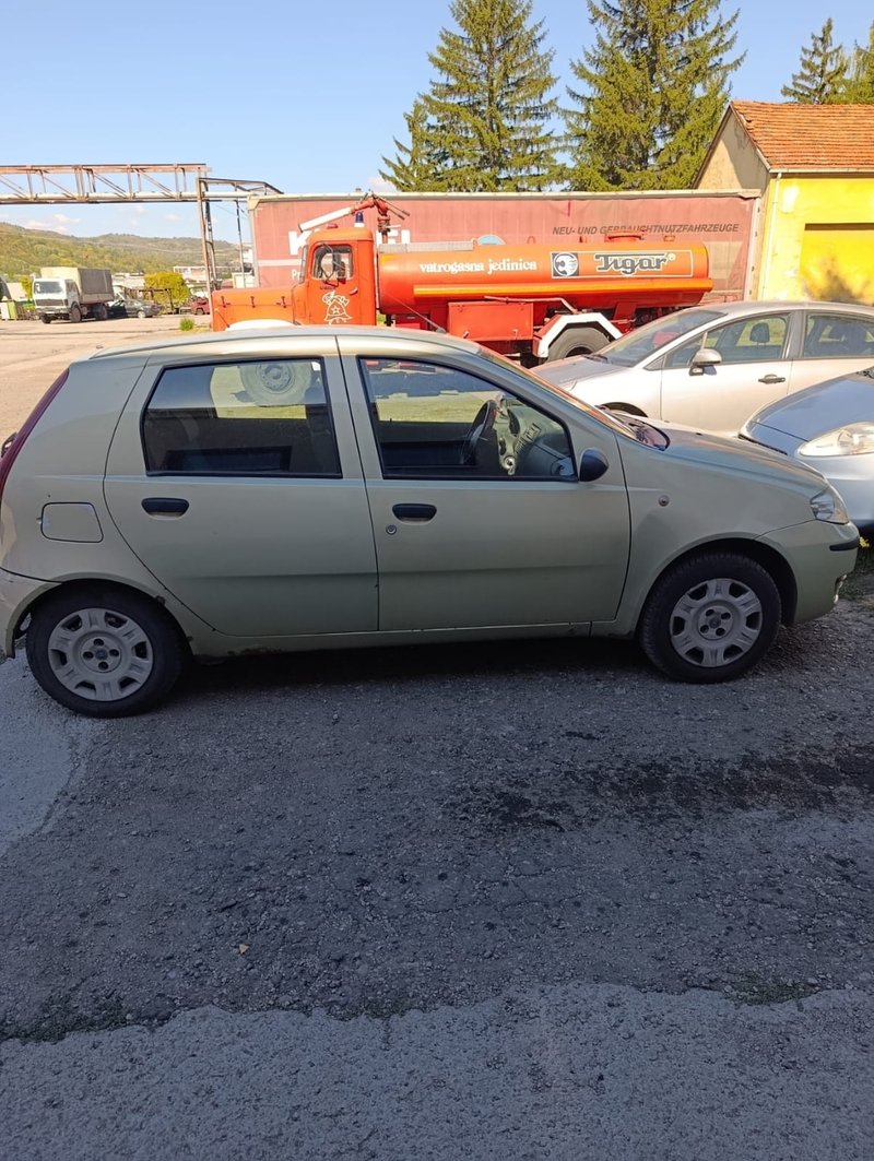 Vozilo obezbeđenja Tigar