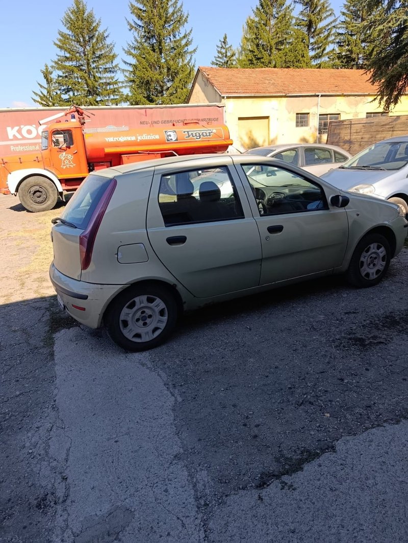 Vozilo obezbeđenja Tigar